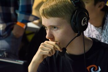 AMS competing with The Last Resort at Insomnia55.