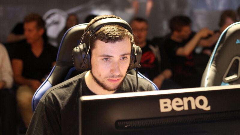 File:Permzilla at DreamHack Summer 2016.jpeg