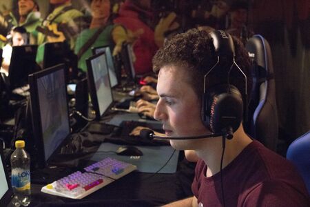 Mike competing with Full Tilt at DreamHack Summer 2016.