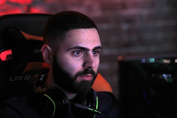 Showstopper competing with Street Hoops eSports at Rewind LAN 2017.