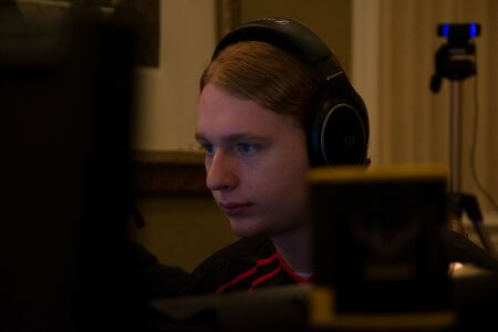 Shrugger competing with eLevate at ESEA-I S18 lan.